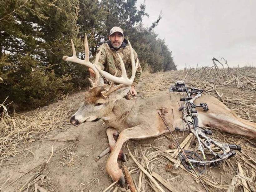 Missouri whitetail buck at Circle S Ranch