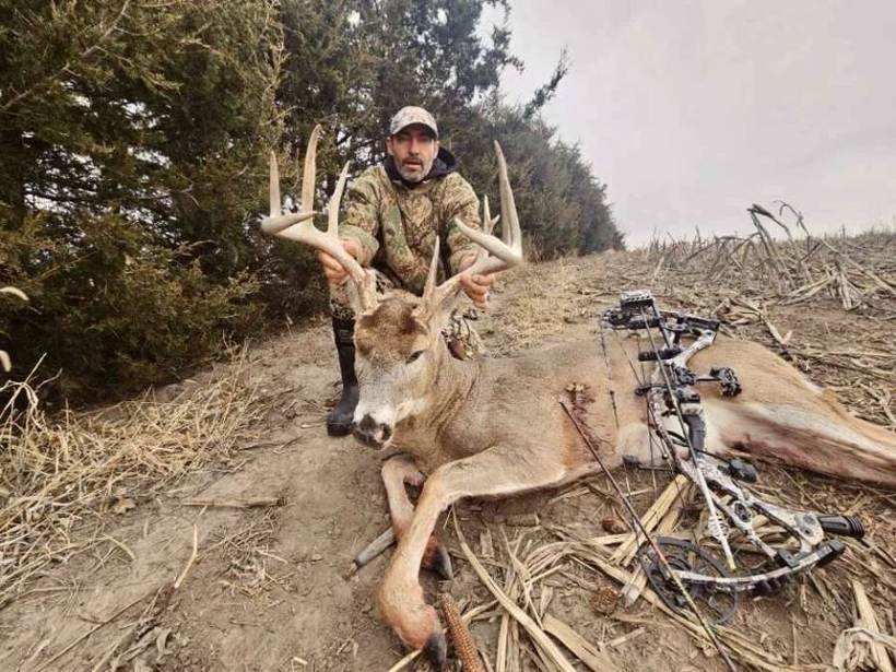 Missouri whitetail buck at Circle S Ranch