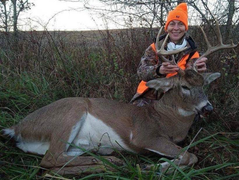 Missouri whitetail buck at Circle S Ranch